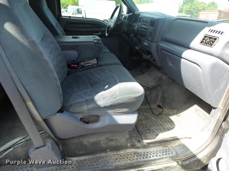 image for item DA2710 1999 Ford F350 Super Duty SuperCab utility bed pickup truck