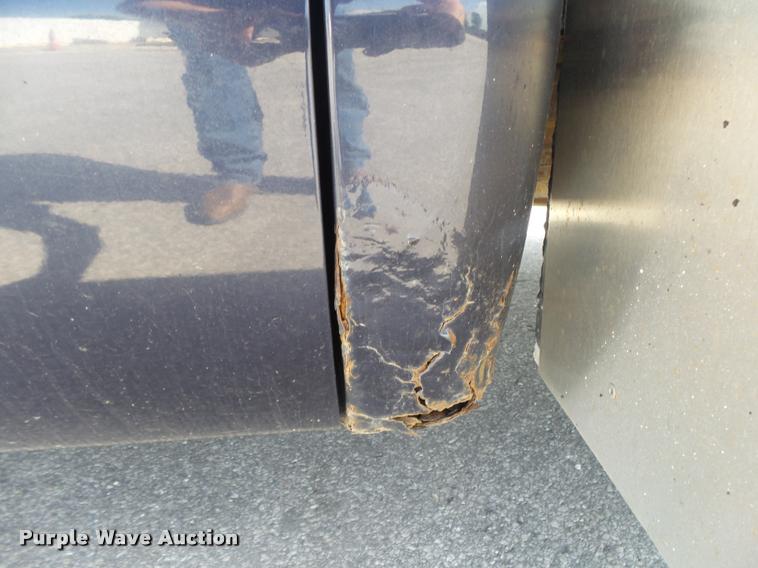 image for item DA2710 1999 Ford F350 Super Duty SuperCab utility bed pickup truck