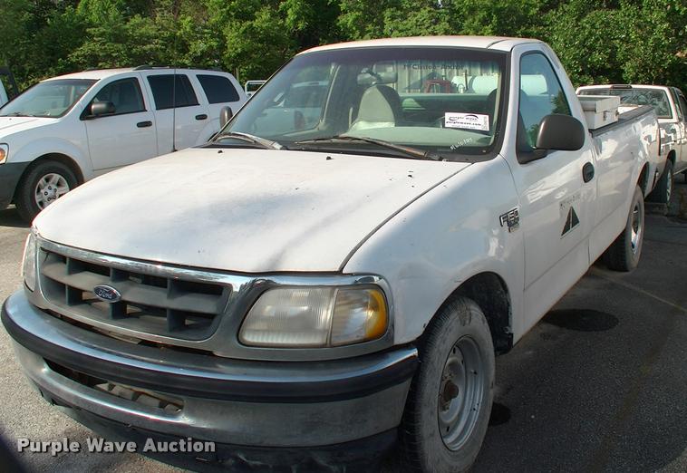 image for item DA2715 1998 Ford F150 pickup truck