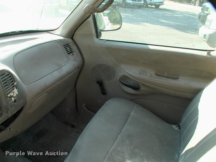 image for item DA2715 1998 Ford F150 pickup truck