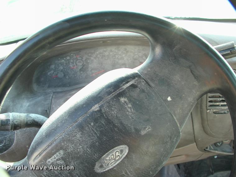 image for item DA2715 1998 Ford F150 pickup truck