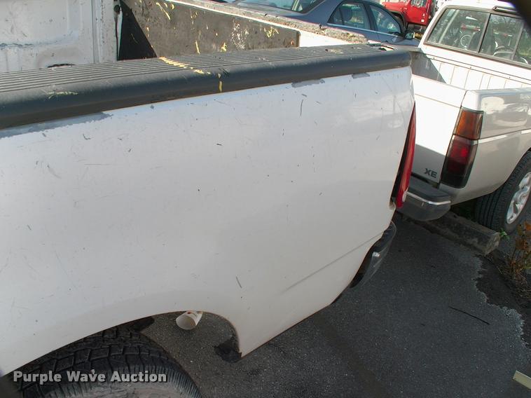 image for item DA2715 1998 Ford F150 pickup truck