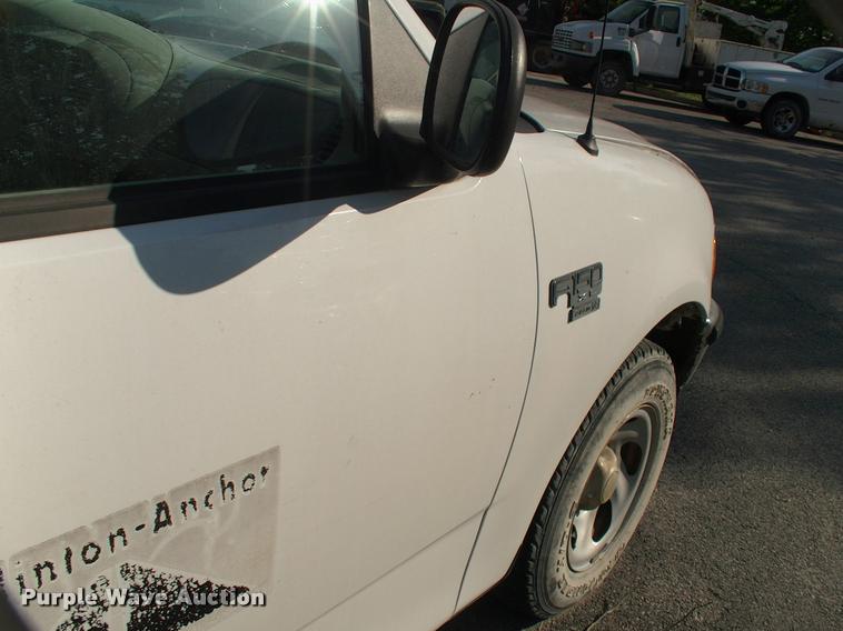 image for item DA2715 1998 Ford F150 pickup truck