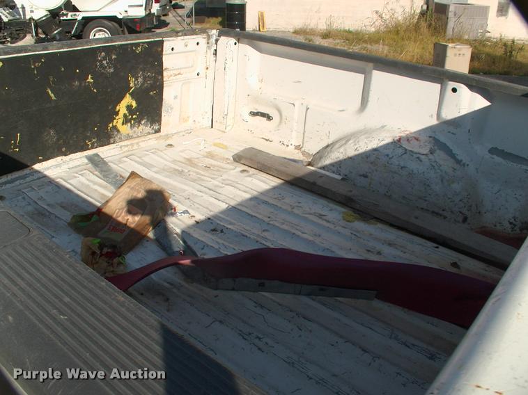 image for item DA2715 1998 Ford F150 pickup truck