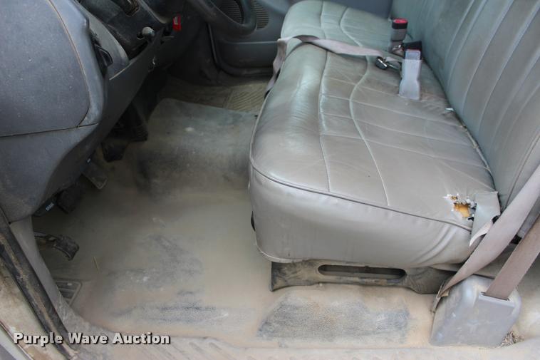 image for item DA2716 2000 Ford F150 SuperCab pickup truck