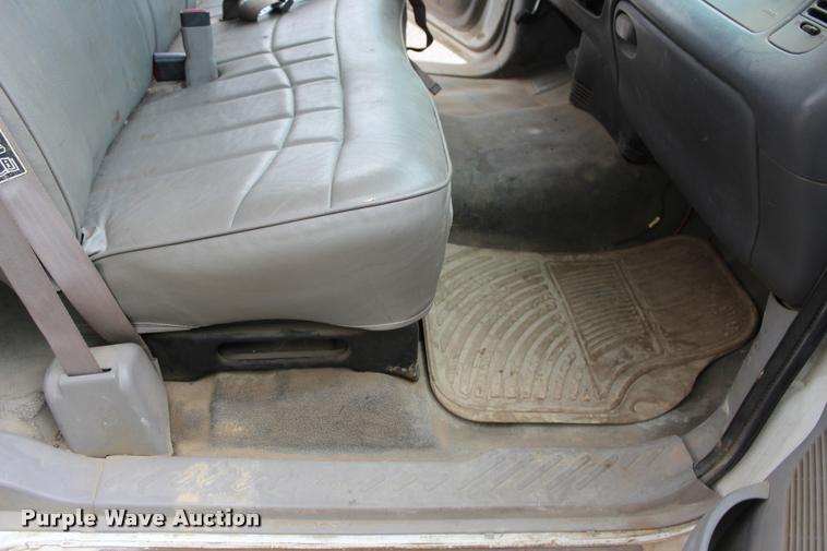 image for item DA2716 2000 Ford F150 SuperCab pickup truck