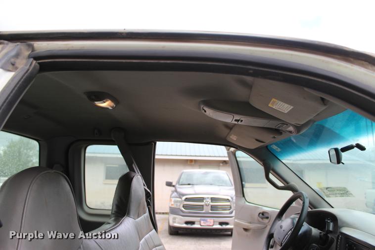 image for item DA2716 2000 Ford F150 SuperCab pickup truck