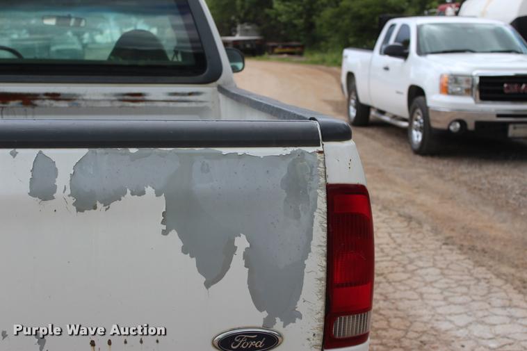 image for item DA2716 2000 Ford F150 SuperCab pickup truck