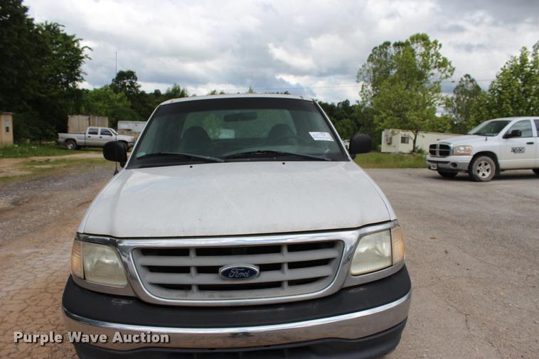 image for item DA2716 2000 Ford F150 SuperCab pickup truck