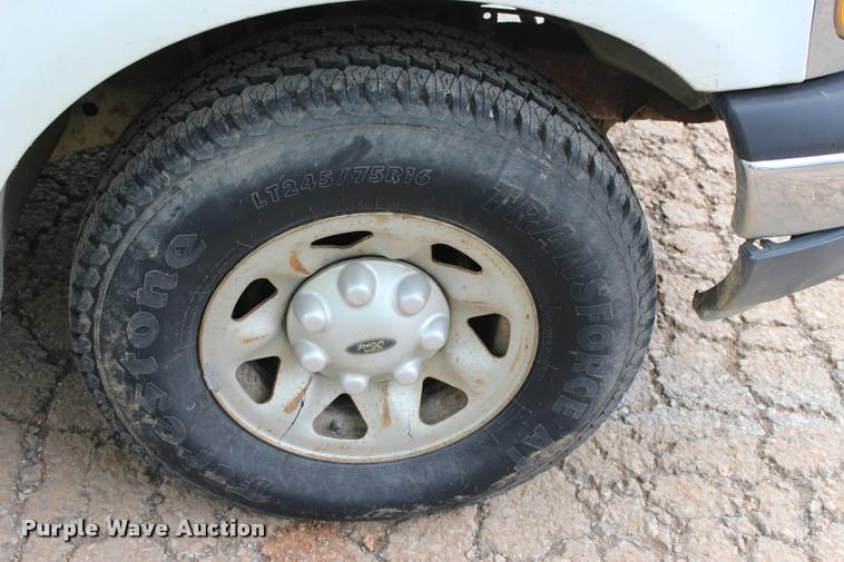 image for item DA2716 2000 Ford F150 SuperCab pickup truck