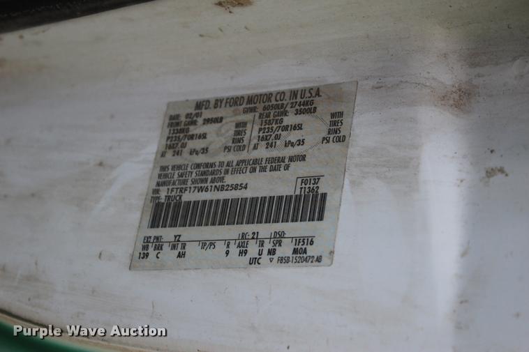 image for item DA2717 2001 Ford F150 pickup truck