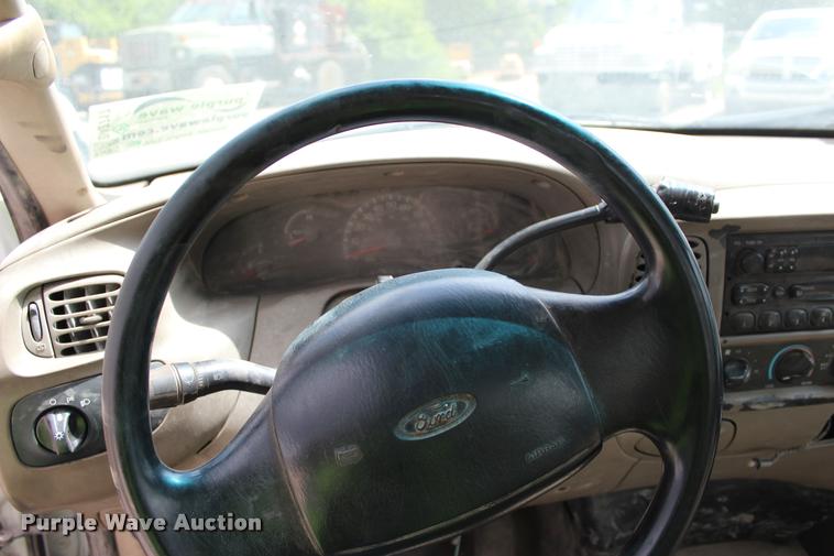 image for item DA2717 2001 Ford F150 pickup truck