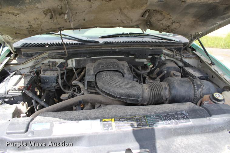 image for item DA2717 2001 Ford F150 pickup truck