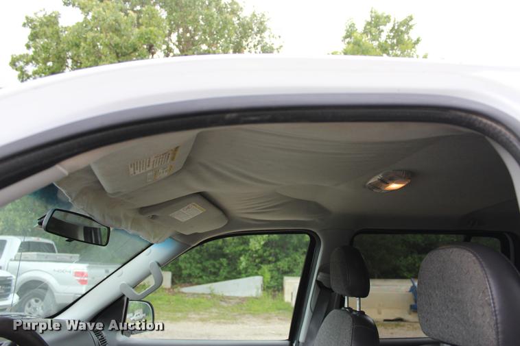 image for item DA2718 2004 Ford Explorer SUV