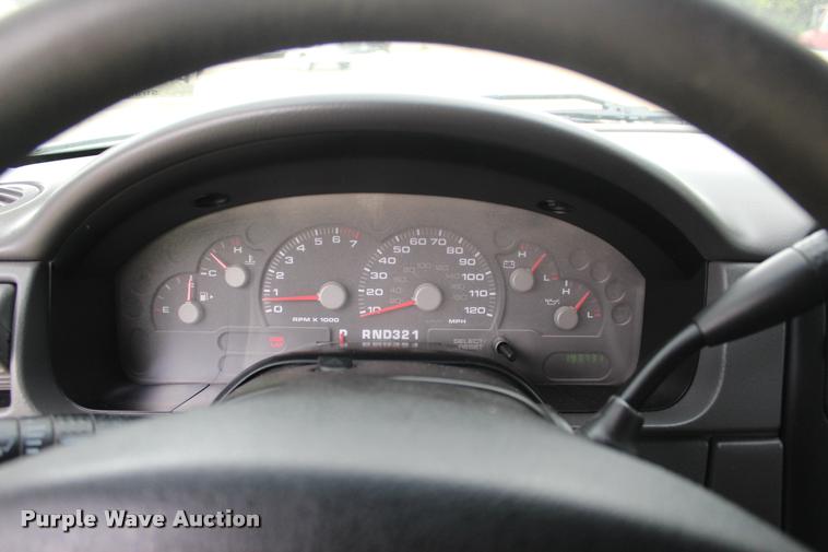 image for item DA2718 2004 Ford Explorer SUV