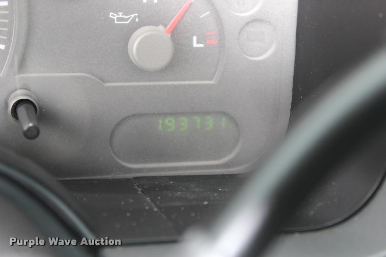 image for item DA2718 2004 Ford Explorer SUV