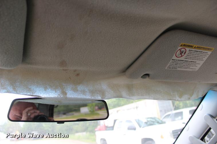 image for item DA2718 2004 Ford Explorer SUV