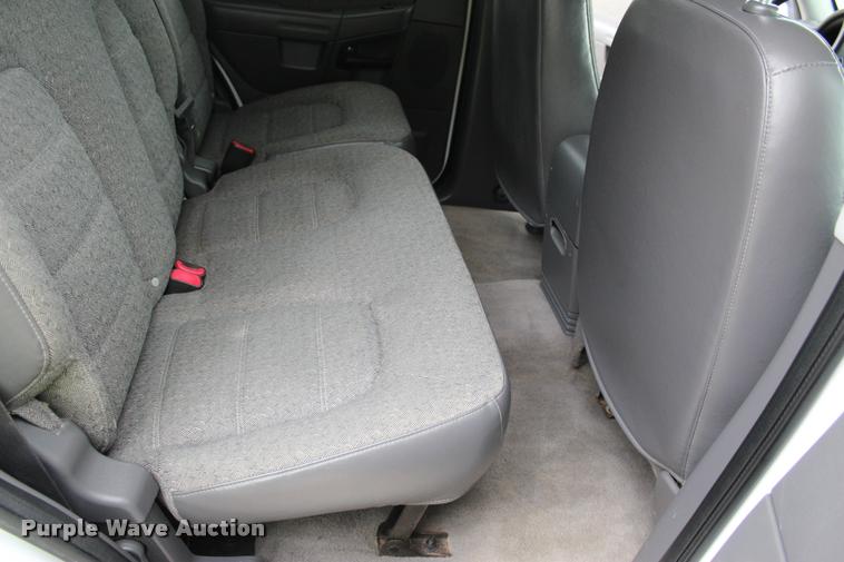 image for item DA2718 2004 Ford Explorer SUV