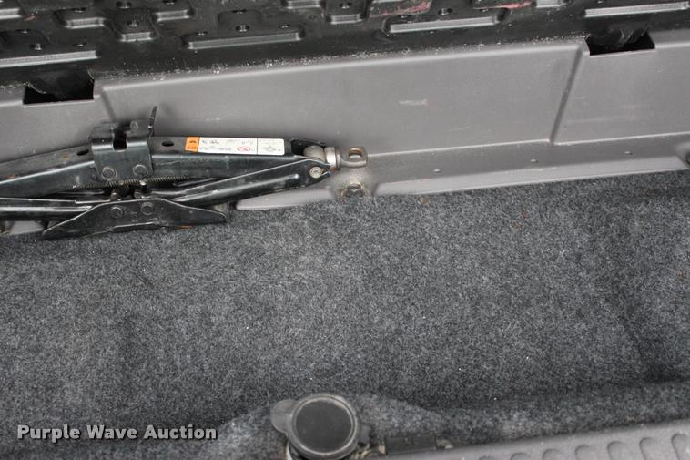 image for item DA2718 2004 Ford Explorer SUV