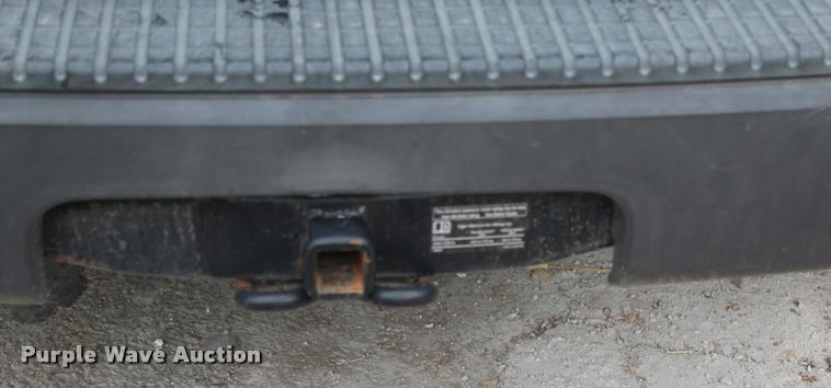 image for item DA2718 2004 Ford Explorer SUV