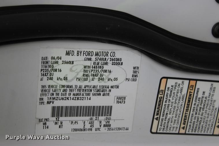 image for item DA2718 2004 Ford Explorer SUV