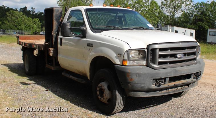 image for item DA2719 2003 Ford F450 Super Duty flatbed truck