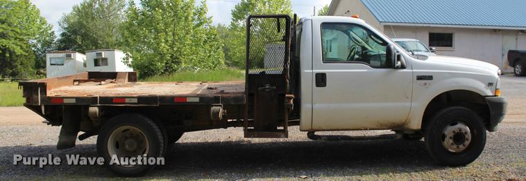 image for item DA2719 2003 Ford F450 Super Duty flatbed truck
