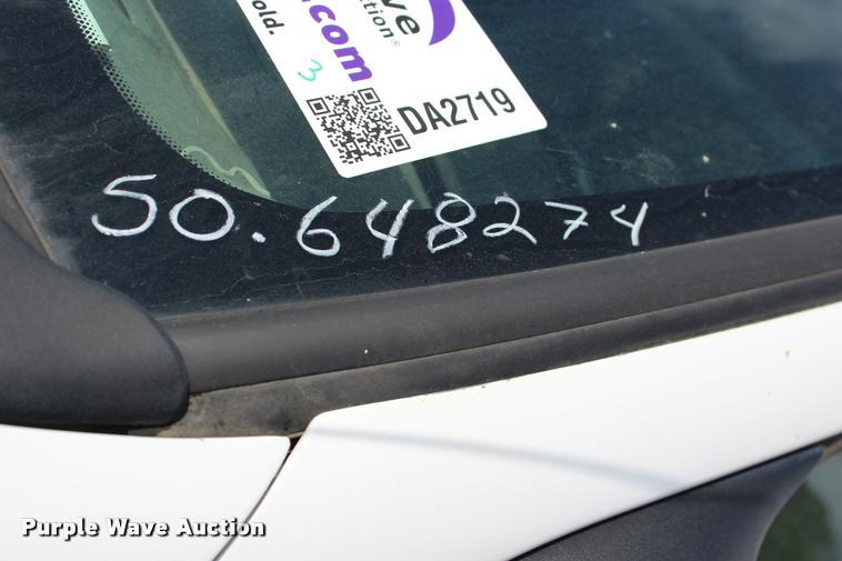 image for item DA2719 2003 Ford F450 Super Duty flatbed truck