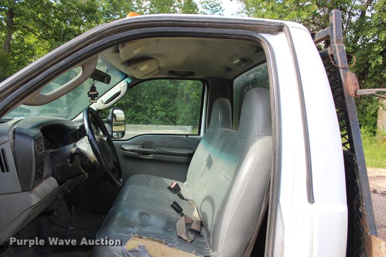 image for item DA2719 2003 Ford F450 Super Duty flatbed truck