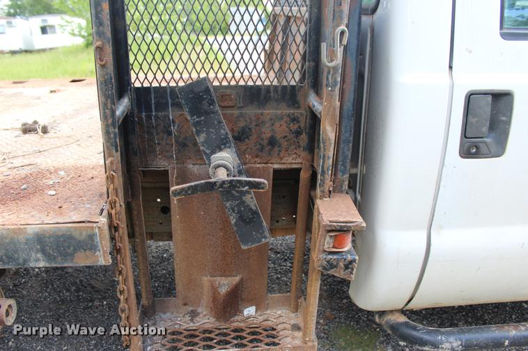 image for item DA2719 2003 Ford F450 Super Duty flatbed truck