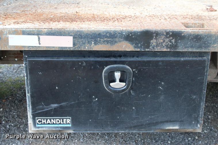 image for item DA2719 2003 Ford F450 Super Duty flatbed truck