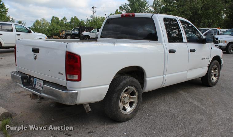 image for item DA2721 2005 Dodge Ram 1500 Quad Cab pickup truck