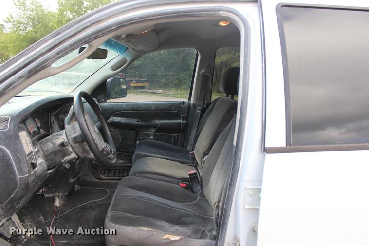 image for item DA2721 2005 Dodge Ram 1500 Quad Cab pickup truck