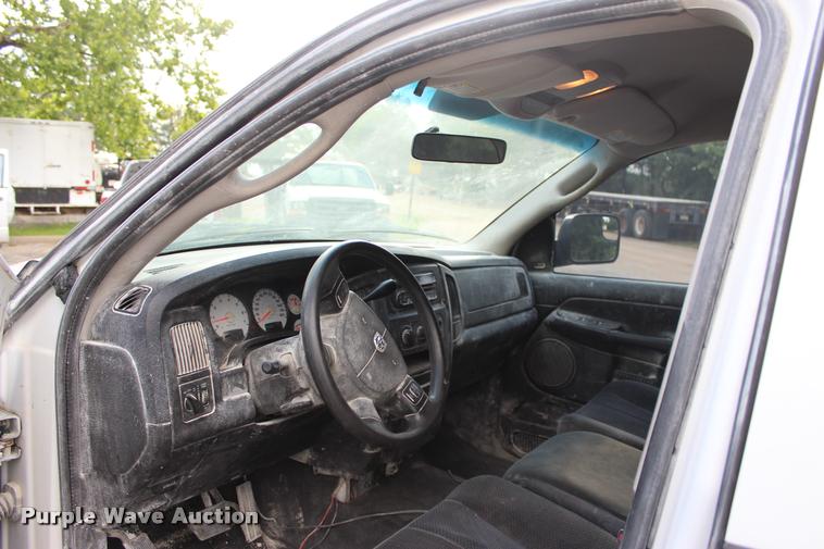 image for item DA2721 2005 Dodge Ram 1500 Quad Cab pickup truck