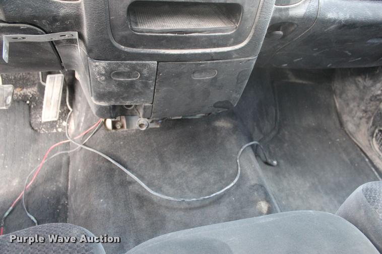 image for item DA2721 2005 Dodge Ram 1500 Quad Cab pickup truck