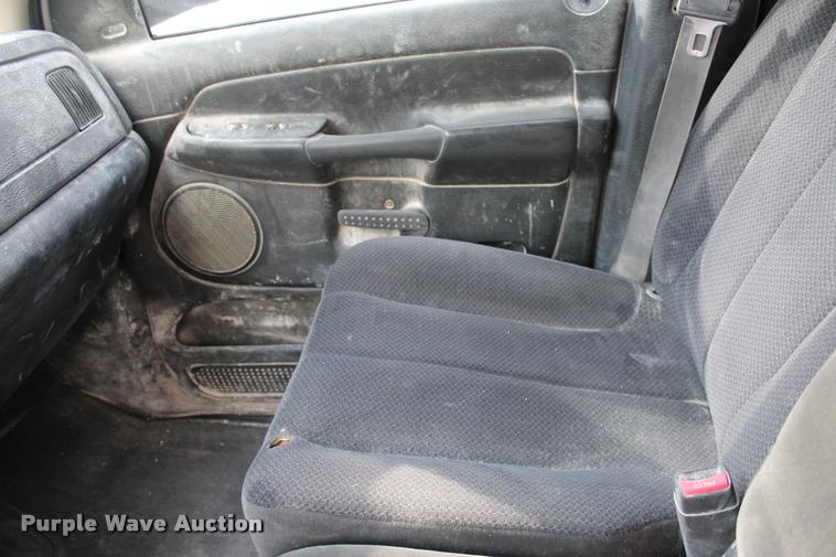 image for item DA2721 2005 Dodge Ram 1500 Quad Cab pickup truck