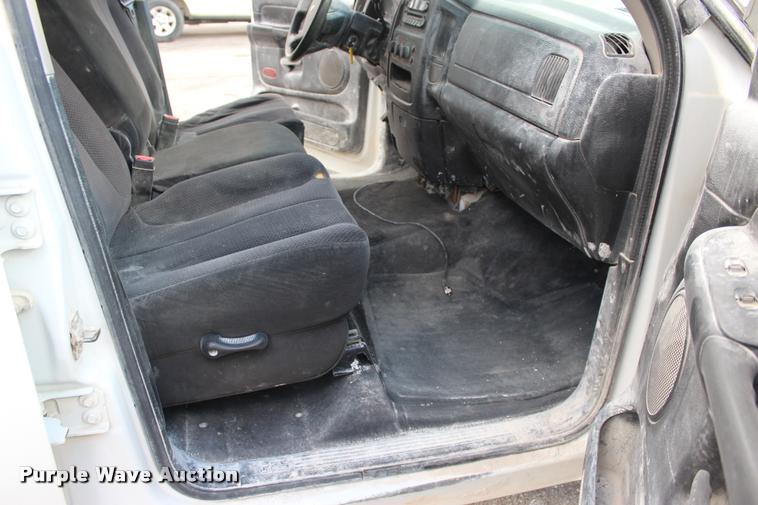 image for item DA2721 2005 Dodge Ram 1500 Quad Cab pickup truck