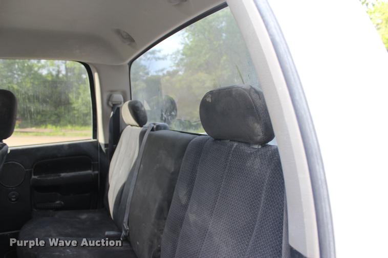 image for item DA2721 2005 Dodge Ram 1500 Quad Cab pickup truck
