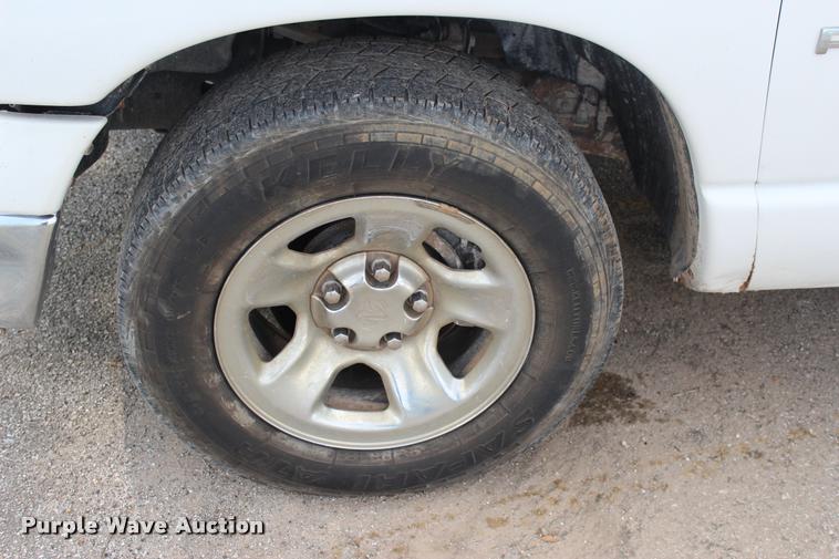 image for item DA2721 2005 Dodge Ram 1500 Quad Cab pickup truck