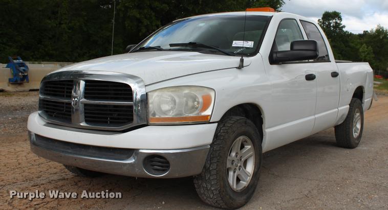 image for item DA2722 2006 Dodge Ram 1500 Quad Cab pickup truck