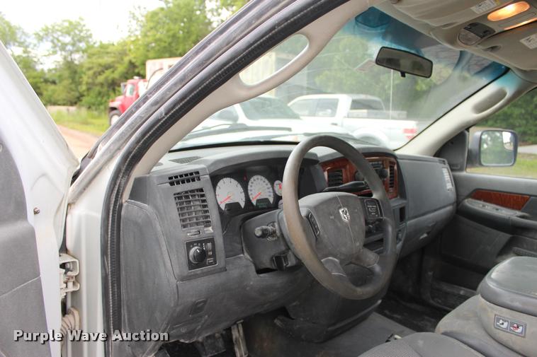 image for item DA2722 2006 Dodge Ram 1500 Quad Cab pickup truck
