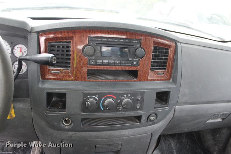 image for item DA2722 2006 Dodge Ram 1500 Quad Cab pickup truck