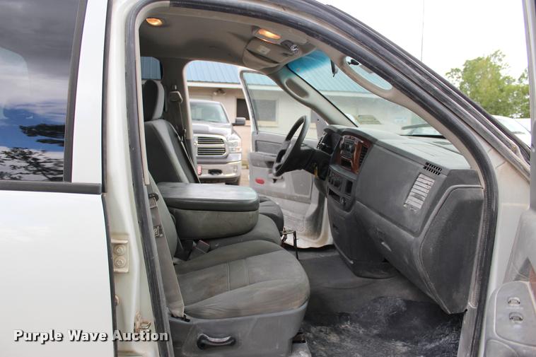 image for item DA2722 2006 Dodge Ram 1500 Quad Cab pickup truck