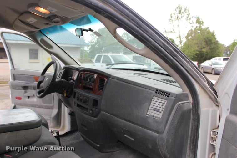 image for item DA2722 2006 Dodge Ram 1500 Quad Cab pickup truck