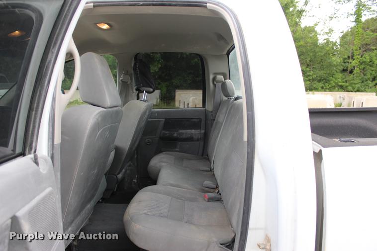 image for item DA2722 2006 Dodge Ram 1500 Quad Cab pickup truck