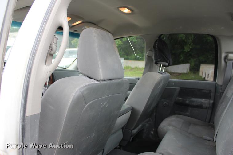 image for item DA2722 2006 Dodge Ram 1500 Quad Cab pickup truck