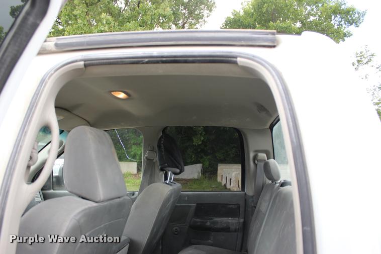 image for item DA2722 2006 Dodge Ram 1500 Quad Cab pickup truck