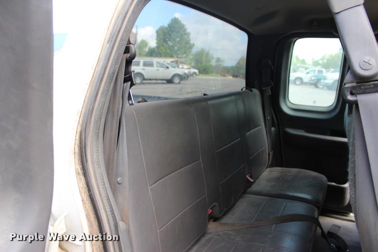 image for item DA2723 2004 Ford F150 SuperCab pickup truck