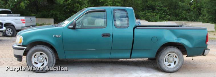 image for item DA2724 1997 Ford F150 SuperCab pickup truck