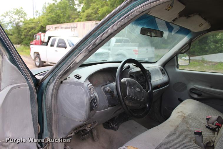 image for item DA2724 1997 Ford F150 SuperCab pickup truck